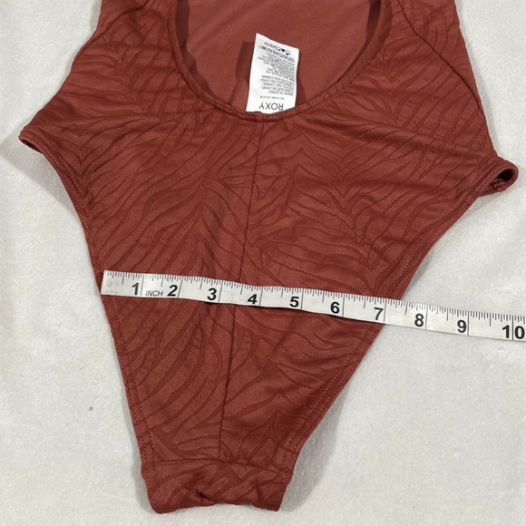 NEW Roxy [ Small ]‎ Wild Babe Animal Print One-Piece Swimsuit Marsala - Picture 11 of 12